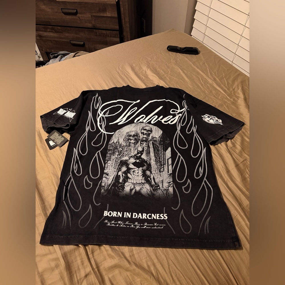 SEND OFFERS 
DARC SPORT X BATMAN Medium OVERSIZED Tee